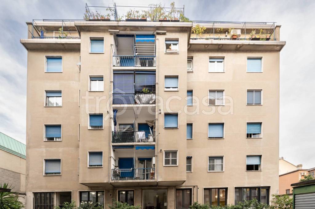 appartamento in vendita a Milano in zona Crescenzago