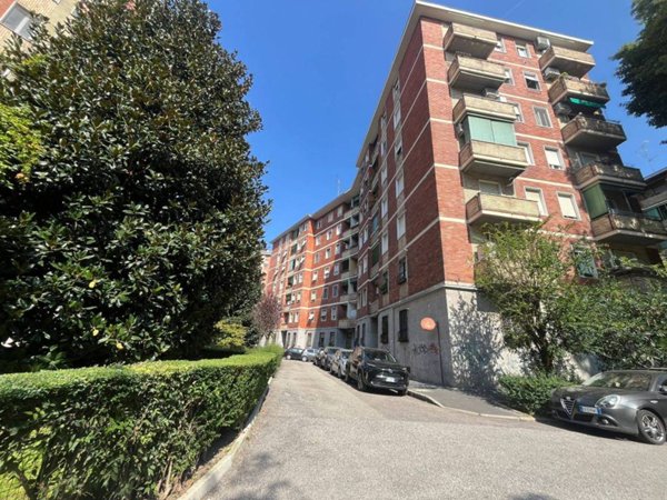 appartamento in vendita a Milano in zona Porta Vittoria
