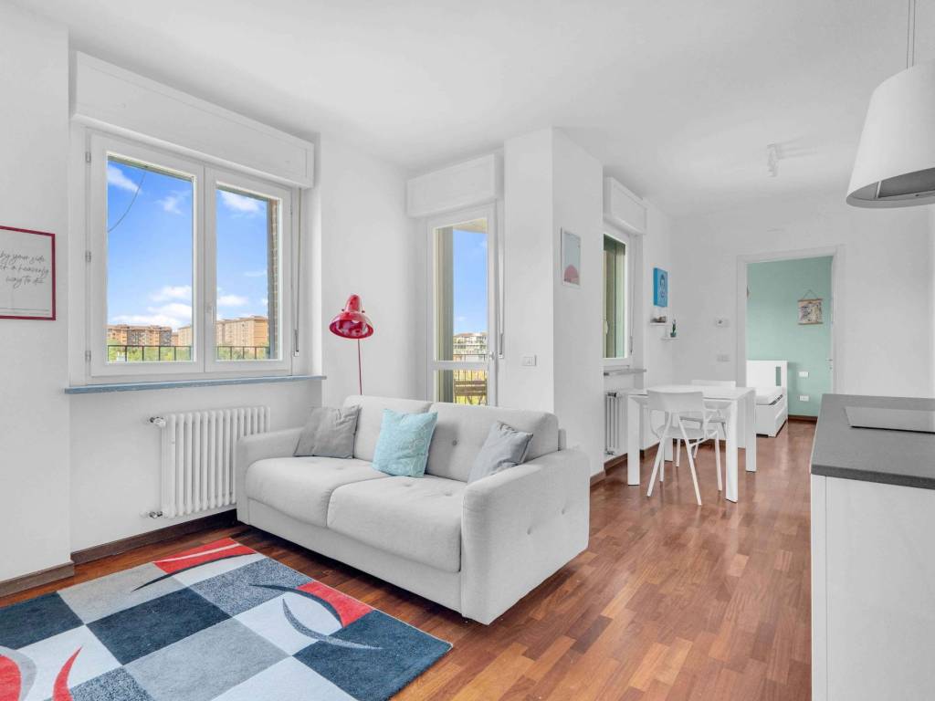 appartamento in vendita a Milano in zona Barona