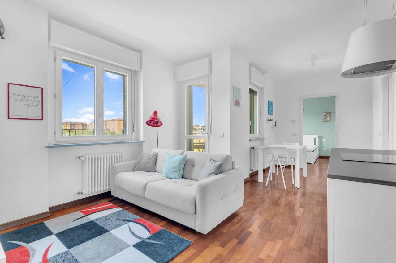 appartamento in vendita a Milano in zona Restocco Maroni