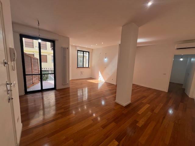 appartamento in vendita a Milano in zona Porta Lodovica