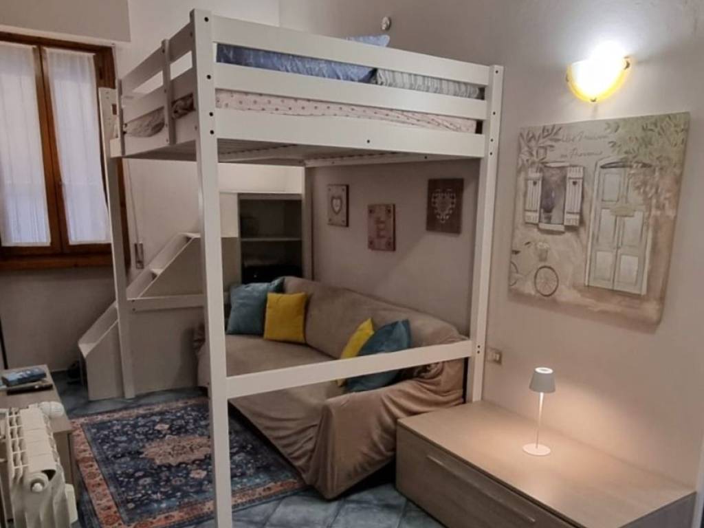 appartamento in vendita a Milano in zona Porta Vittoria