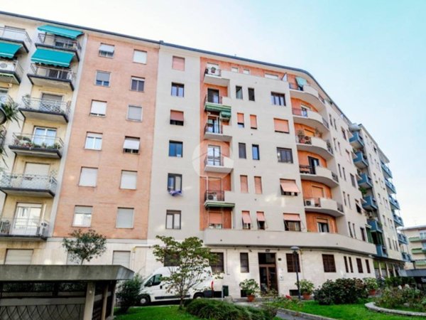 appartamento in vendita a Milano in zona San Siro