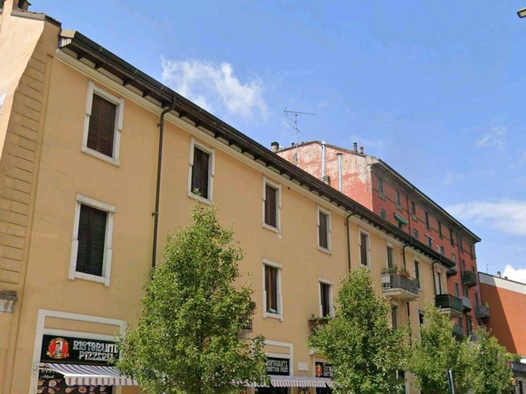 appartamento in vendita a Milano in zona Corvetto