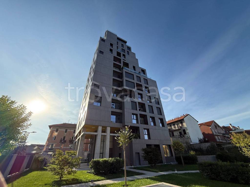 appartamento in vendita a Milano in zona Dergano