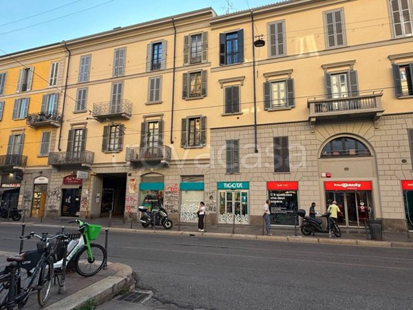 appartamento in vendita a Milano in zona Porta Ticinese