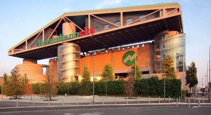 intera palazzina in vendita a Milano in zona Il Portello