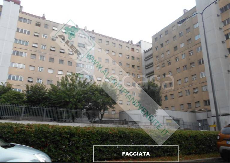 appartamento in vendita a Milano in zona Quarto Cagnino