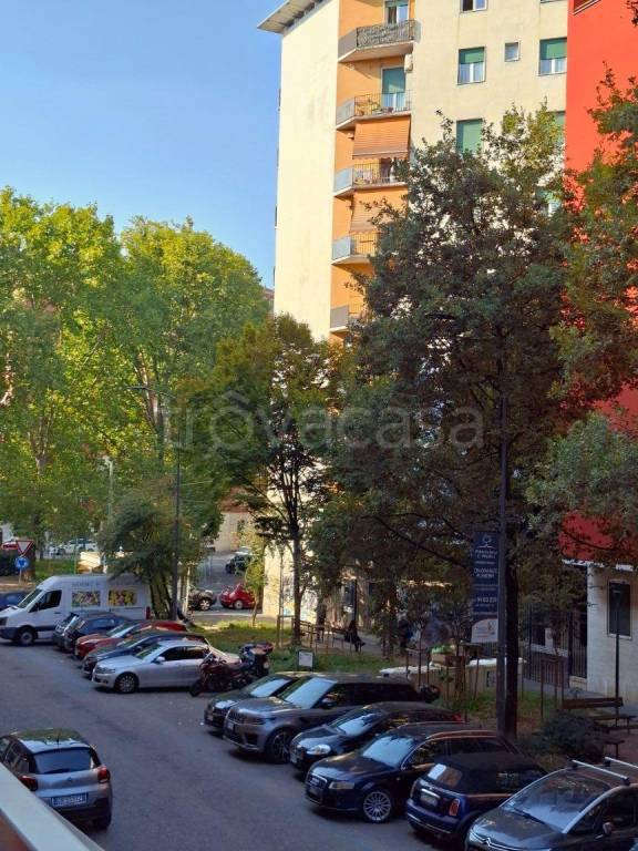appartamento in vendita a Milano in zona Piazzale Lodi