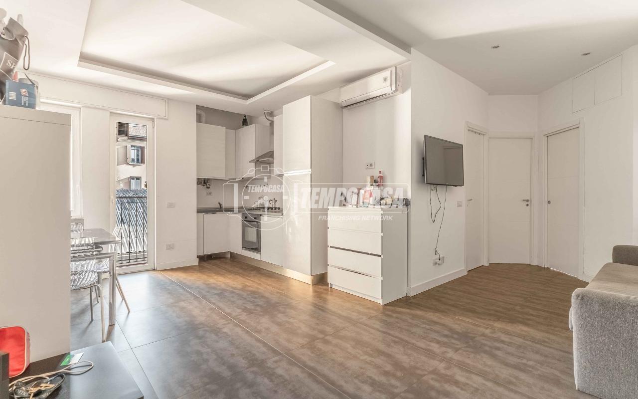 appartamento in vendita a Milano in zona Morivione