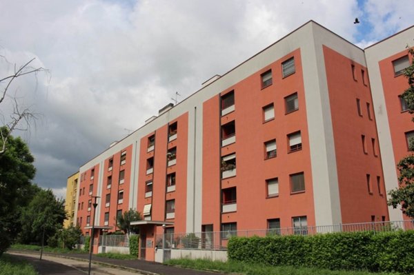 appartamento in vendita a Milano in zona Trenno