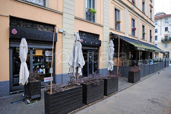 negozio in vendita a Milano in zona Porta Ticinese