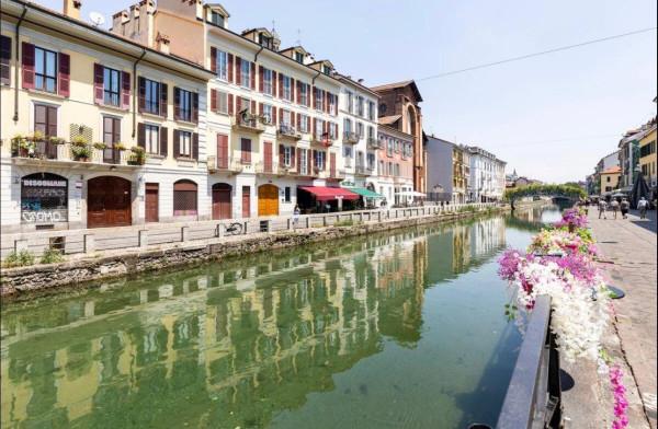 appartamento in vendita a Milano in zona Porta Genova