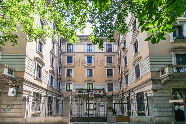 appartamento in vendita a Milano in zona Sempione