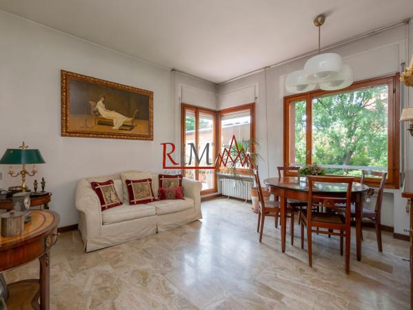 appartamento in vendita a Milano in zona Forze Armate