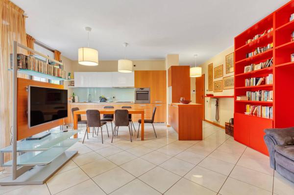 appartamento in vendita a Milano in zona Lambrate