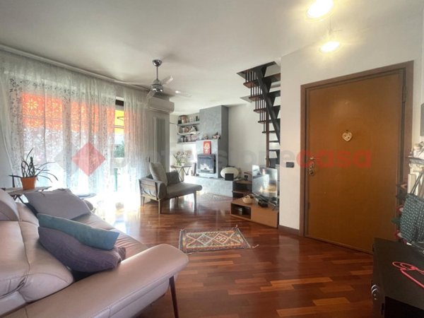 appartamento in vendita a Milano in zona Quinto Romano