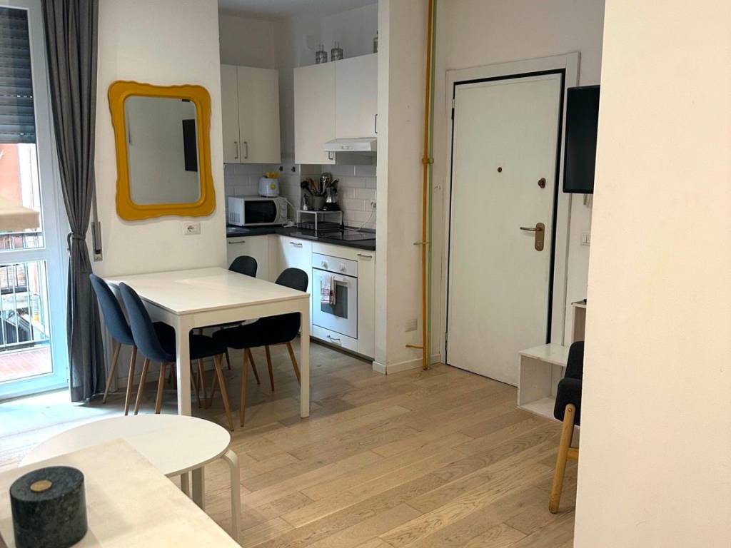 appartamento in vendita a Milano in zona Solari