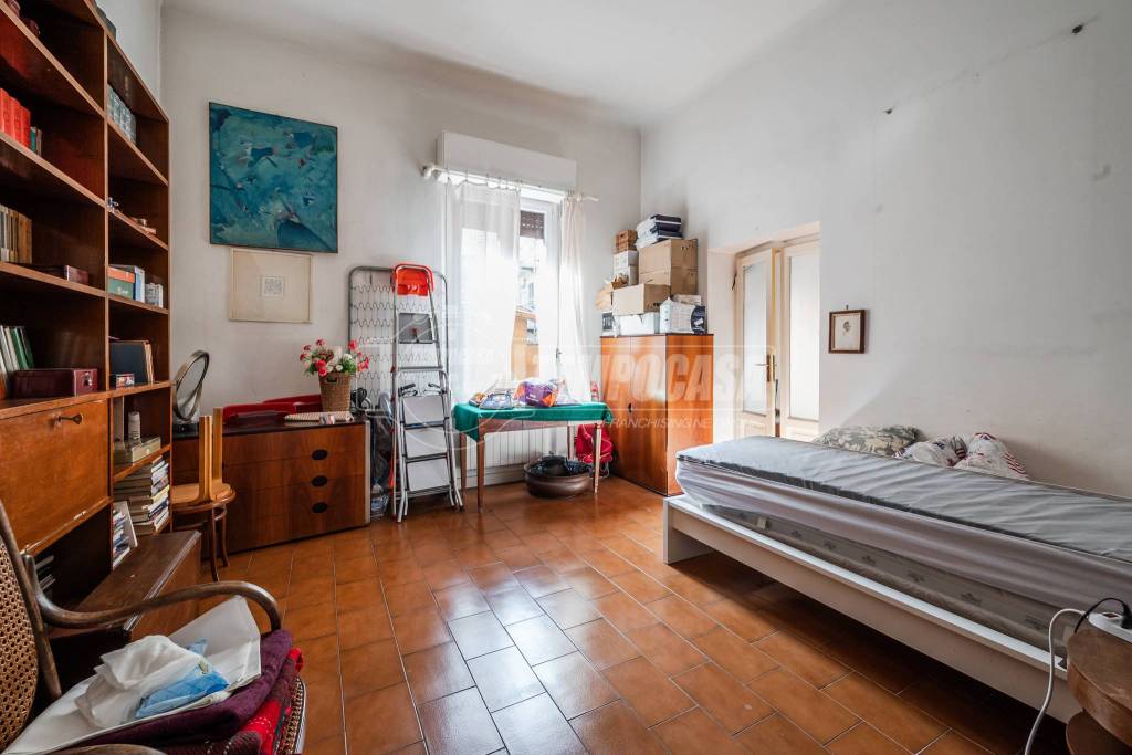 appartamento in vendita a Milano in zona Casoretto