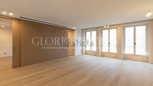 appartamento in vendita a Milano in zona Il Portello