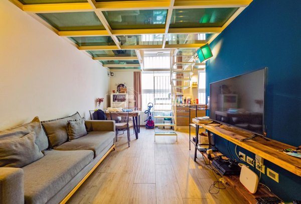 appartamento in vendita a Milano in zona Lambrate