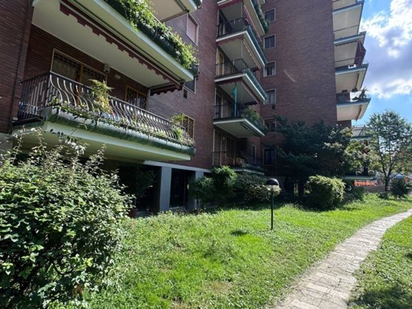 appartamento in vendita a Milano in zona Isola