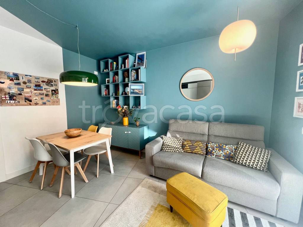 appartamento in vendita a Milano in zona XXII Marzo