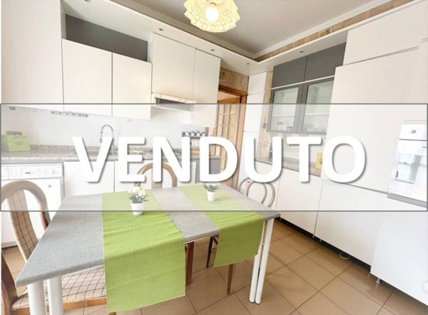 appartamento in vendita a Milano in zona Gorla