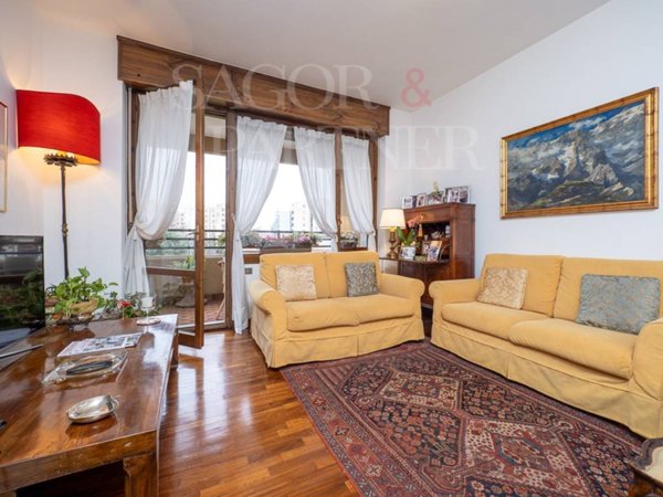 appartamento in vendita a Milano in zona Gallaratese