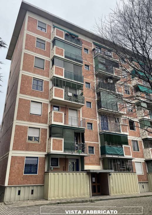 appartamento in vendita a Milano in zona Quartiere degli Olmi