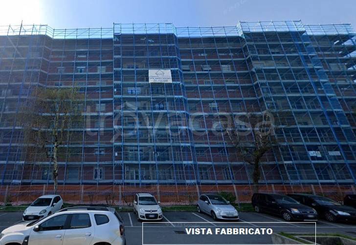 appartamento in vendita a Milano in zona Quartiere degli Olmi