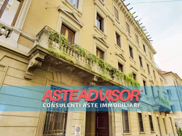 appartamento in vendita a Milano