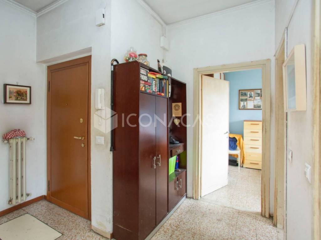 appartamento in vendita a Milano in zona Quarto Oggiaro