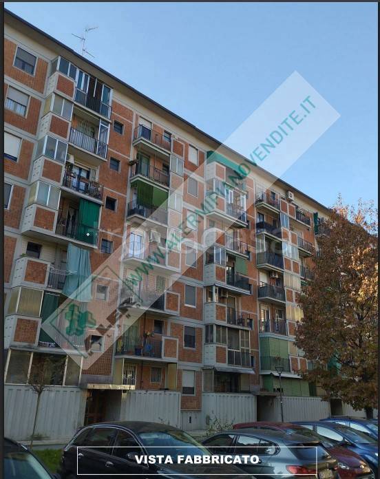 appartamento in vendita a Milano in zona Quartiere degli Olmi