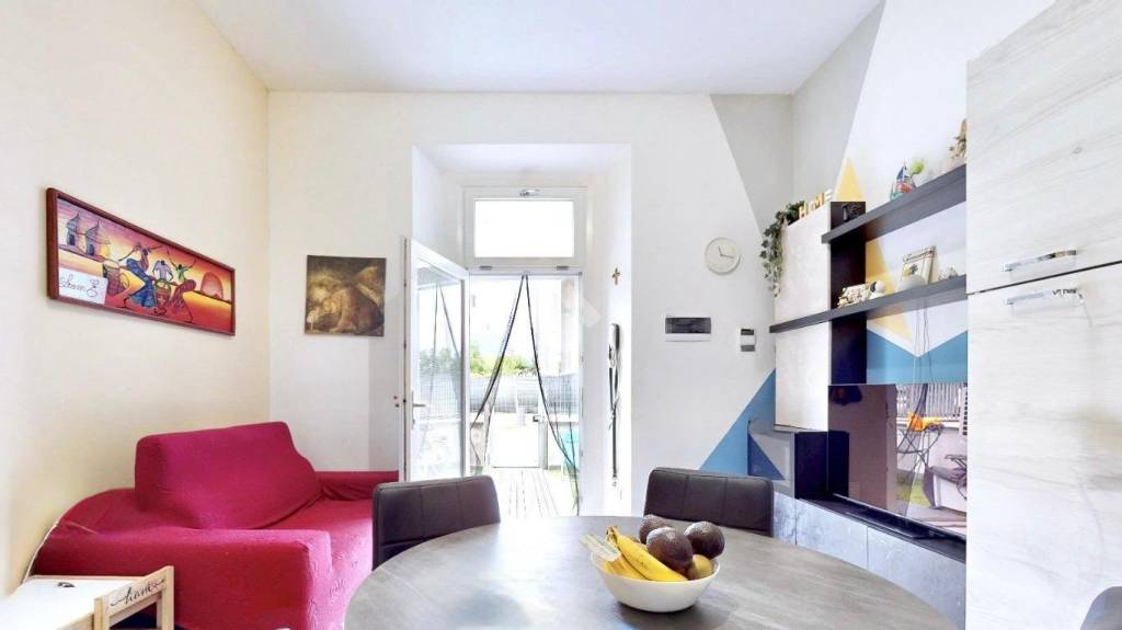 appartamento in vendita a Milano in zona Forlanini