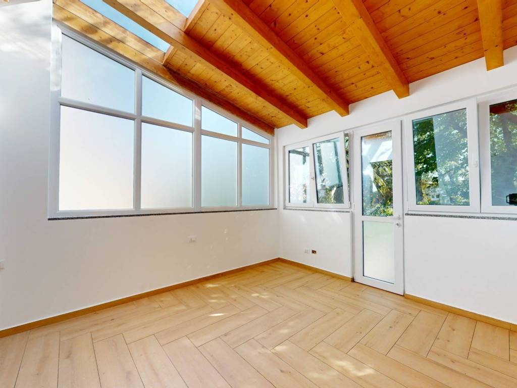 casa indipendente in vendita a Milano in zona Lorenteggio