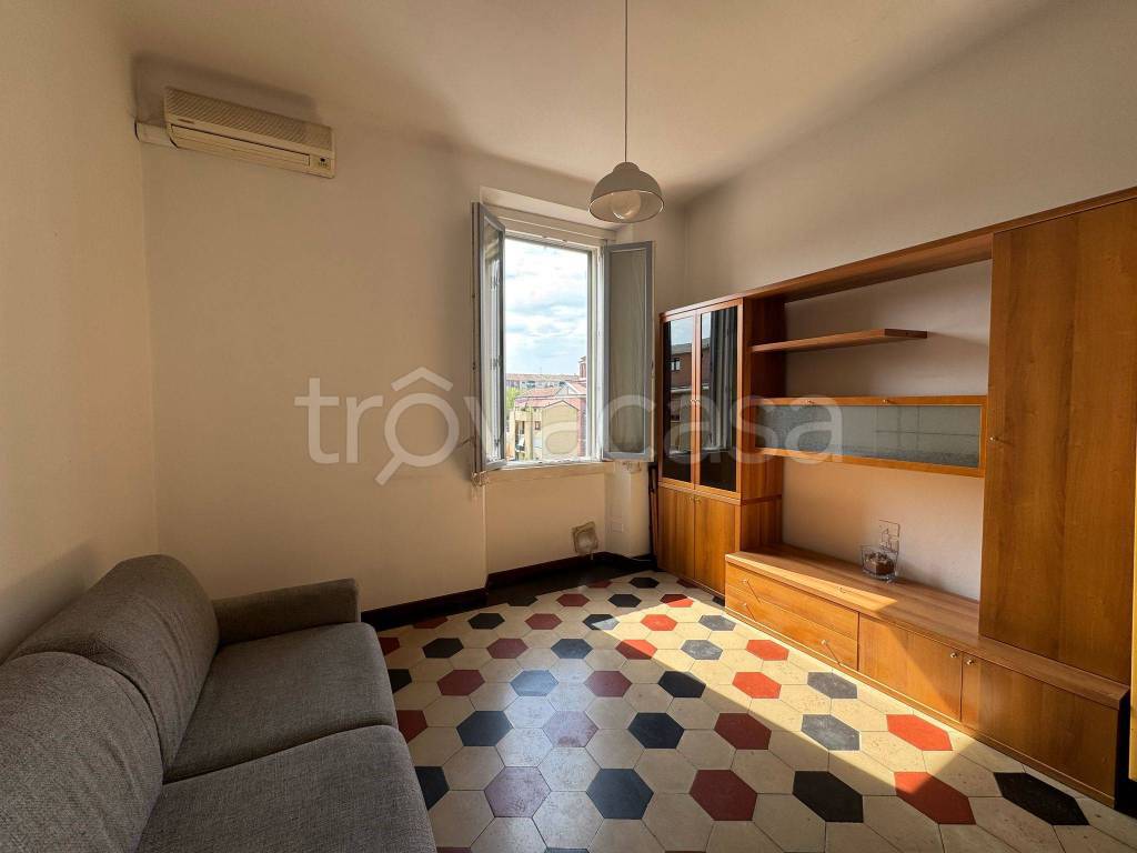 appartamento in vendita a Milano in zona Ghisolfa