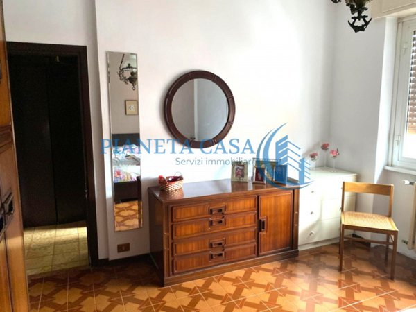 appartamento in vendita a Milano in zona Baggio