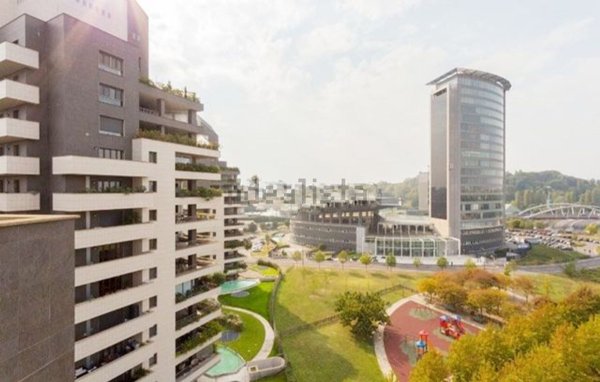 appartamento in vendita a Milano in zona Il Portello