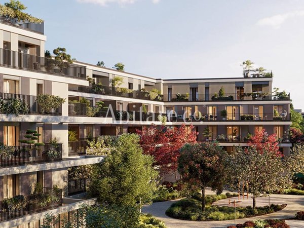 appartamento in vendita a Milano in zona Barona