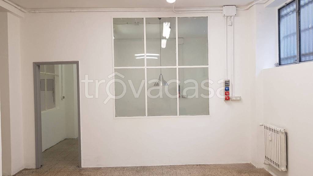 appartamento in vendita a Milano in zona Bocconi