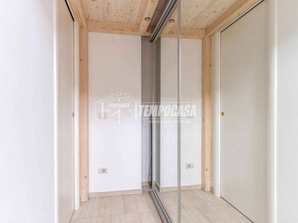 appartamento in vendita a Milano in zona Conchetta