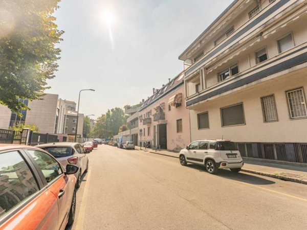 appartamento in vendita a Milano in zona Trenno