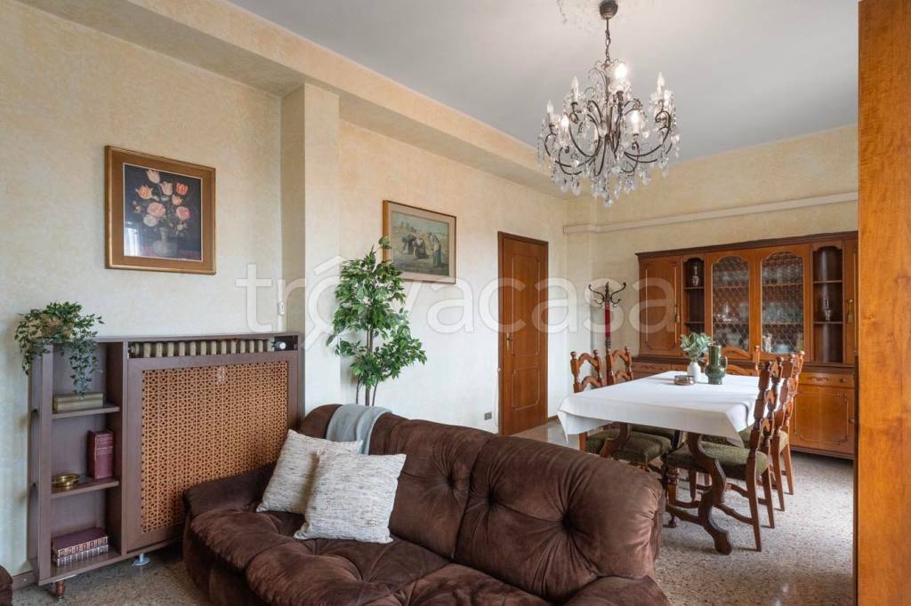 appartamento in vendita a Milano in zona Bruzzano