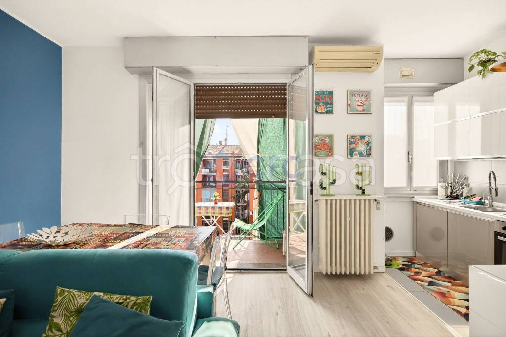 appartamento in vendita a Milano in zona Crescenzago