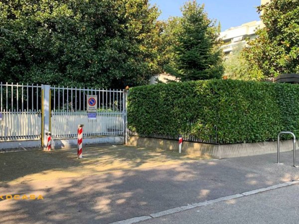 appartamento in vendita a Milano in zona Rogoredo