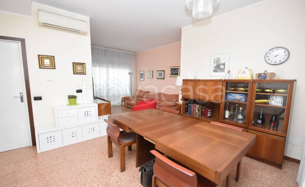 appartamento in vendita a Milano in zona San Siro