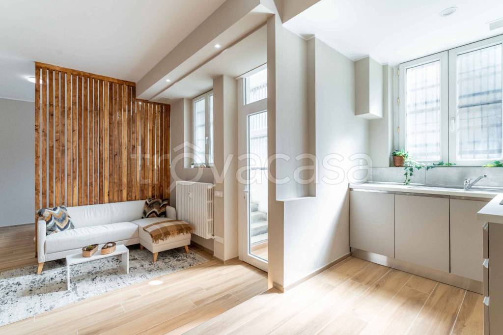 appartamento in vendita a Milano in zona Forze Armate