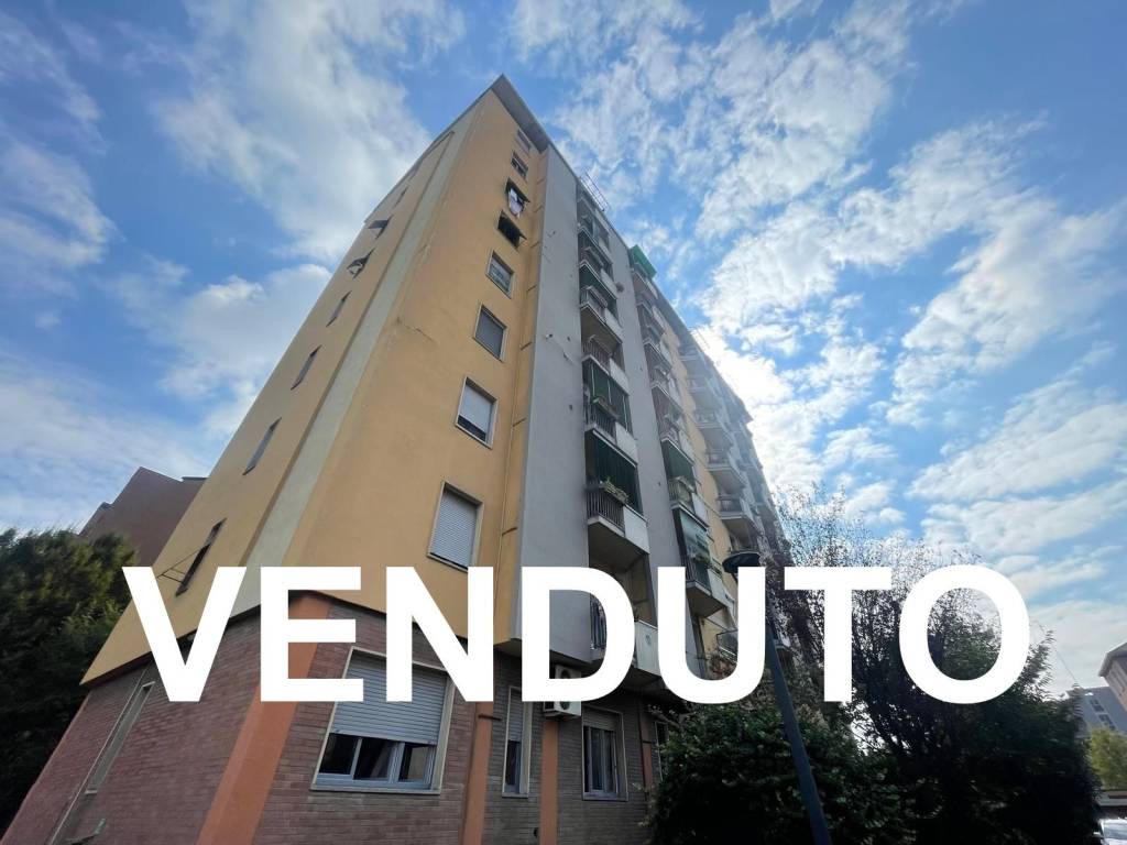appartamento in vendita a Milano in zona Dergano