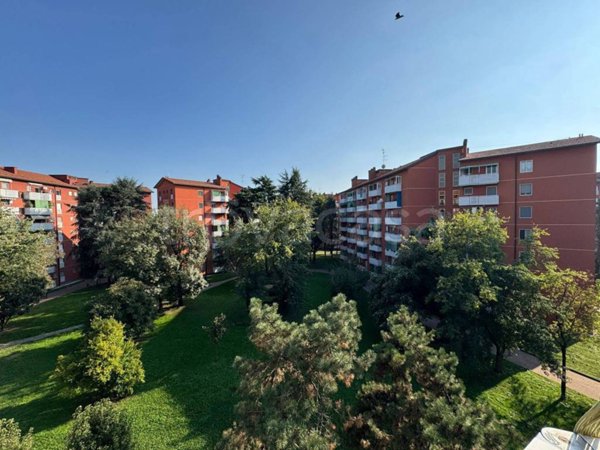appartamento in vendita a Milano in zona Rogoredo
